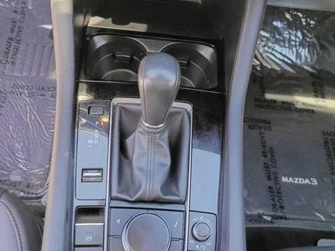 Used 2025 MAZDA MAZDA3 s FWD image 16