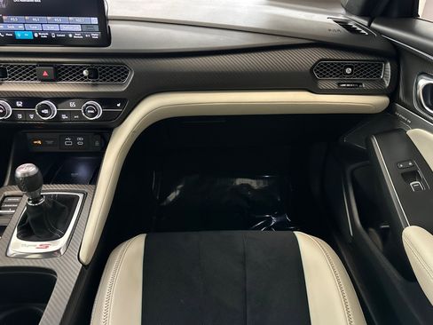 Used 2024 Acura Integra Type S image 29