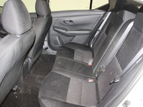Used 2024 Nissan Sentra SV FWD image 16
