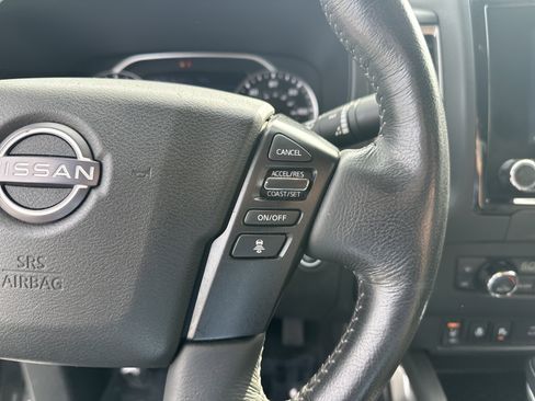 Used 2023 Nissan Frontier SV w/ SV Convenience Package image 20