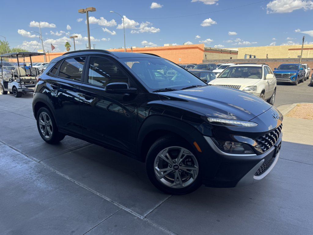 Used 2023 Hyundai Kona SEL w/ Cargo Package AWD/4WD image 6