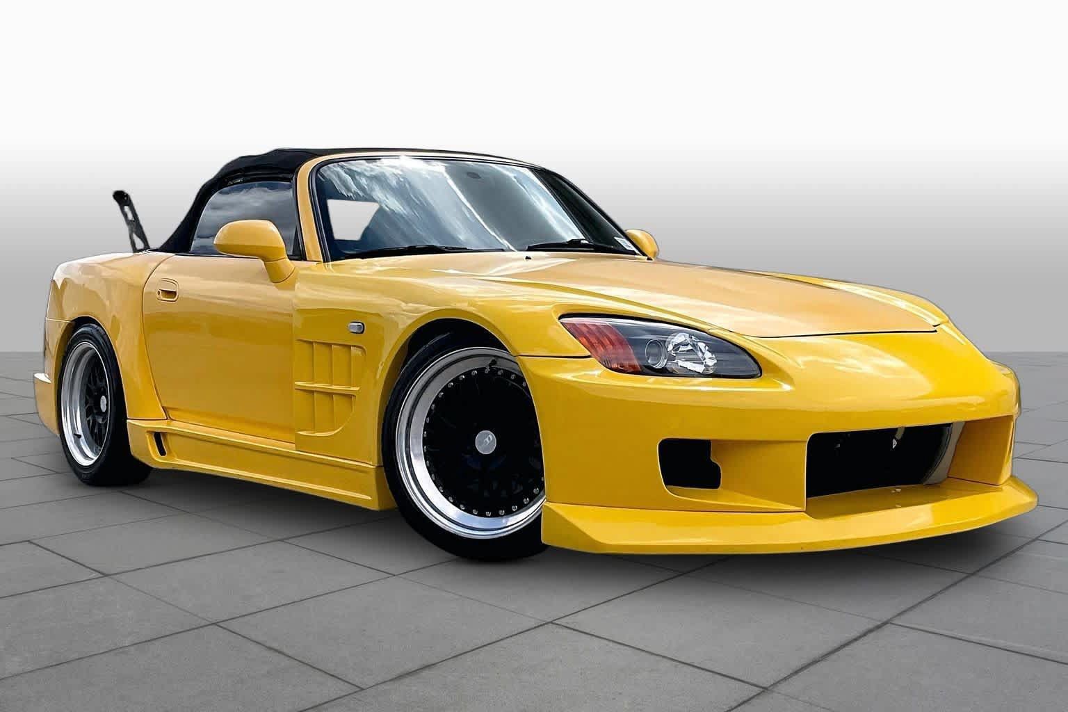 Used 2001 Honda S2000 image 2