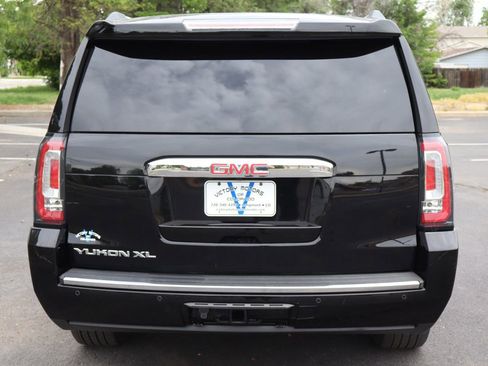 Used 2016 GMC Yukon XL Denali w/ Open Road Package AWD/4WD image 6
