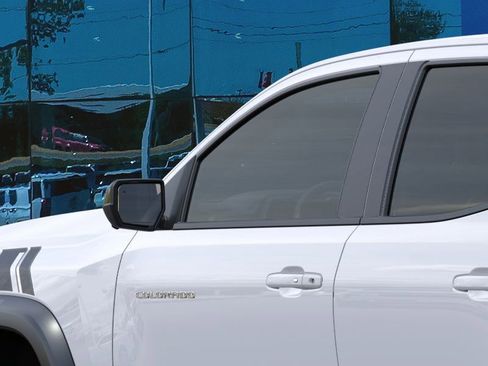 New 2025 Chevrolet Colorado ZR2 w/ Off-Road Front Bumper Package AWD/4WD image 50