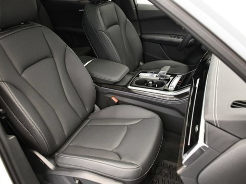 Used 2025 Audi Q7 3.0T Premium Plus w/ Premium Plus Package AWD/4WD image 48