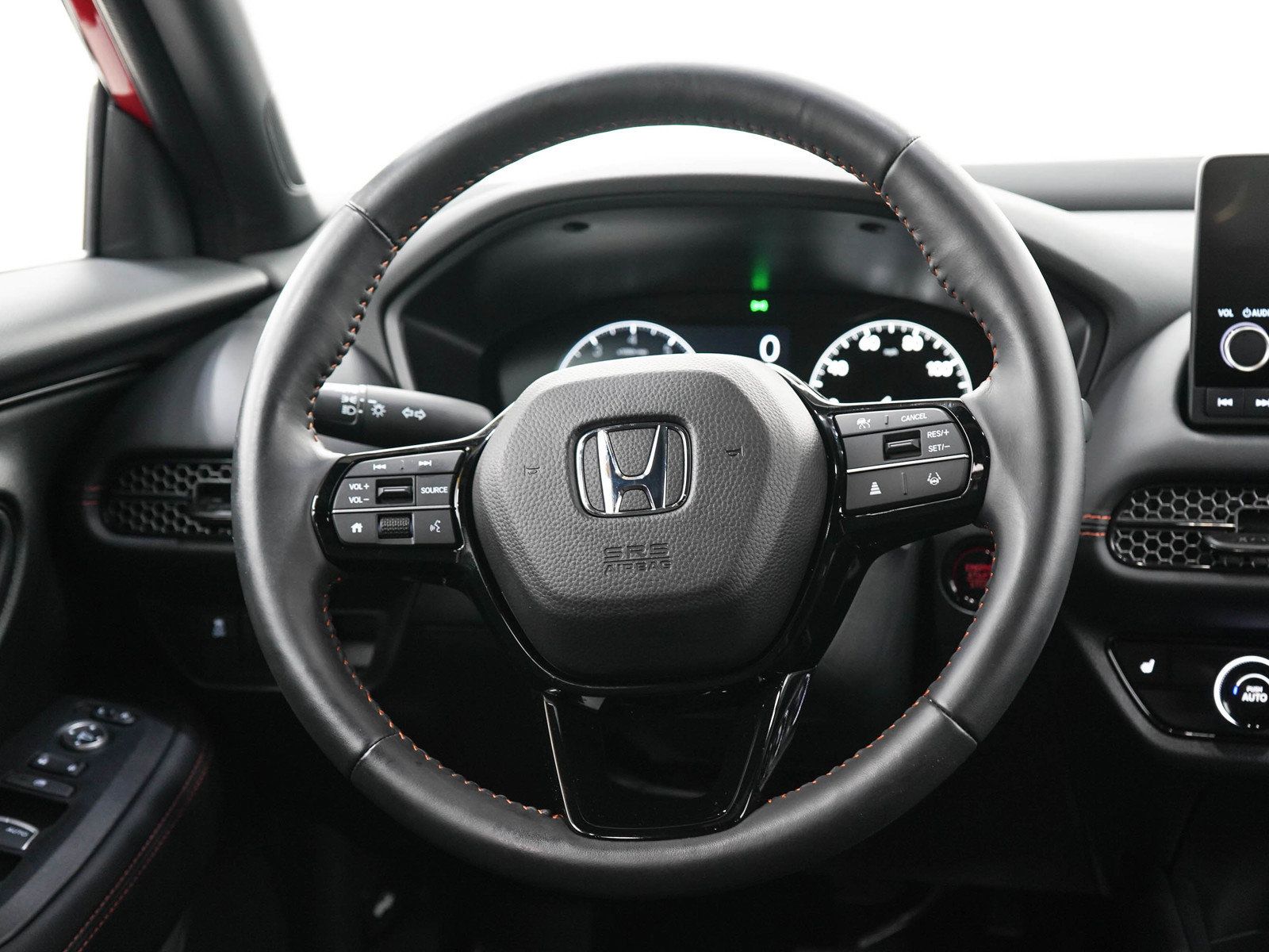 Used 2025 Honda HR-V Sport image 17