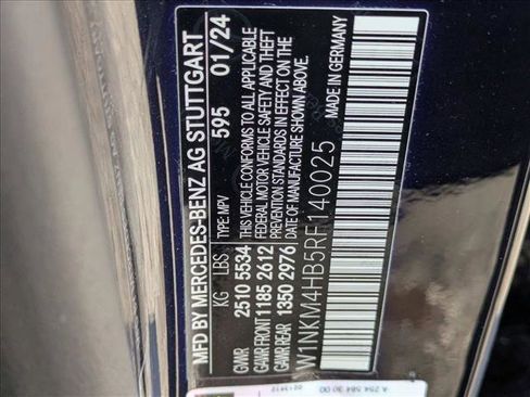 Used 2024 Mercedes-Benz GLC 300 4MATIC image 16