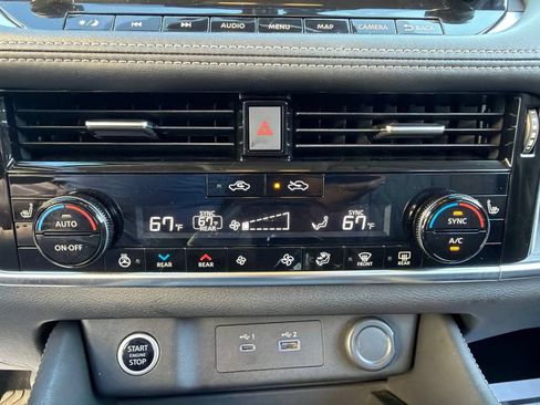 Used 2021 Nissan Rogue Platinum AWD/4WD image 34