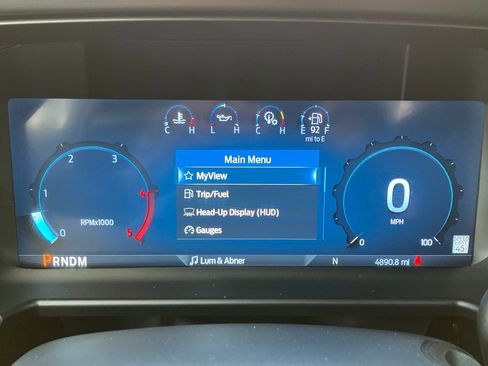 Certified 2025 Ford F350 Platinum image 9