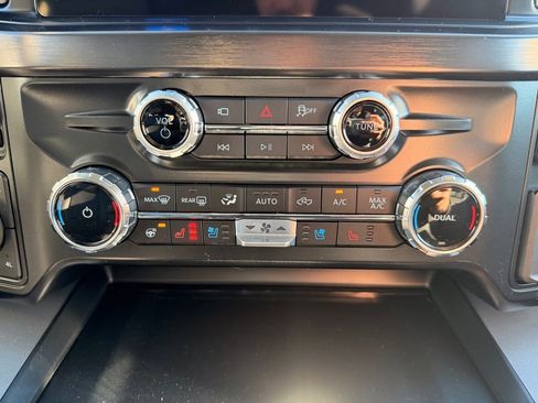 New 2026 Ford F250 Lariat w/ Lariat Premium Package image 32