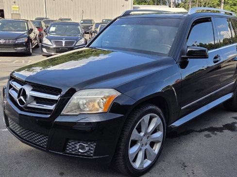 Used 2010 Mercedes-Benz GLK 350 4MATIC image 1