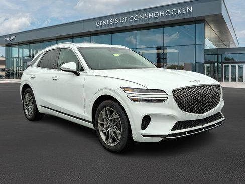 Used 2025 Genesis GV70 2.5T image 3