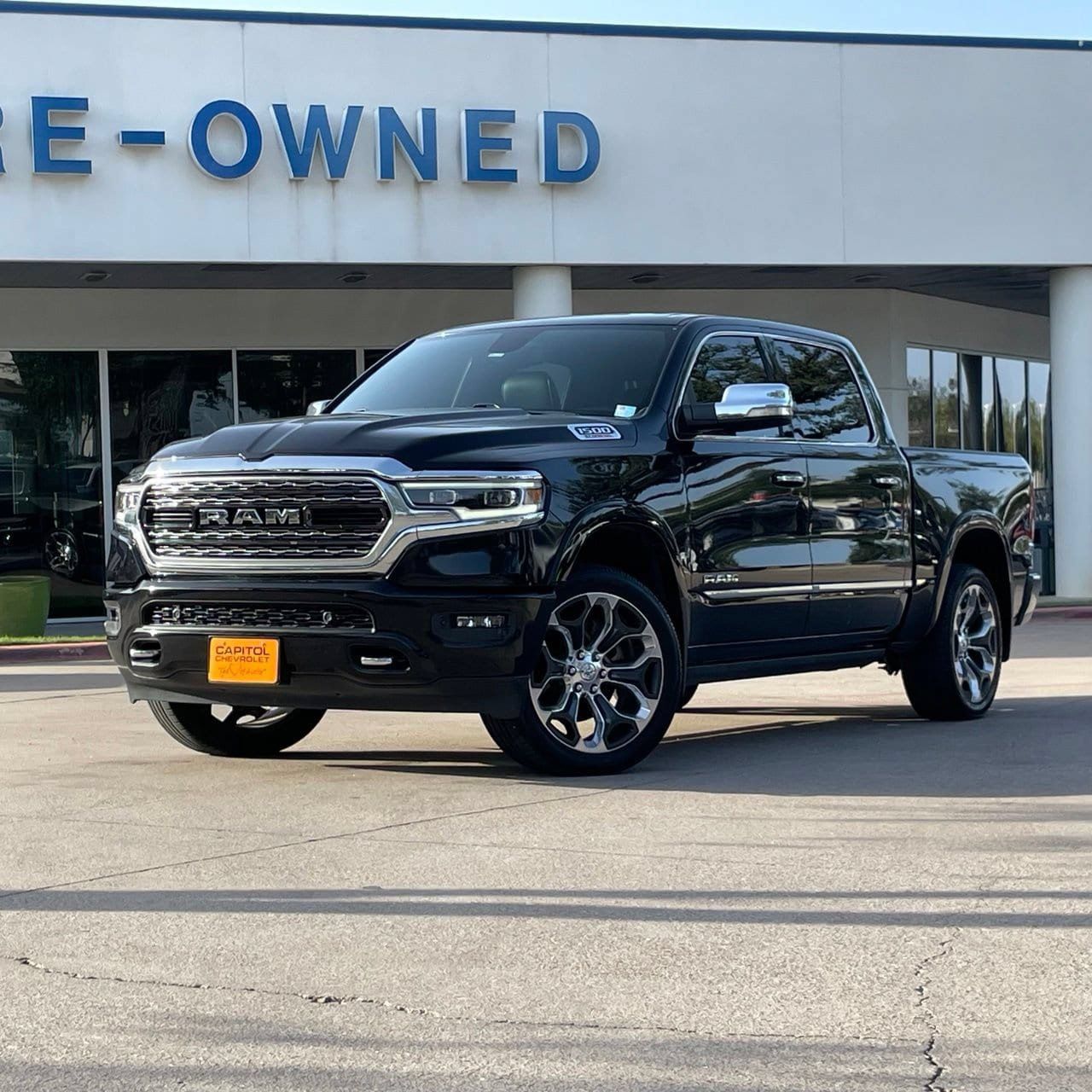Used 2020 RAM 1500 Limited w/ Body Color Bumper Group RWD image 1