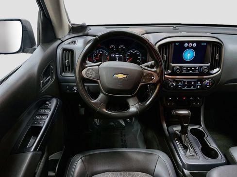 Used 2015 Chevrolet Colorado Z71 AWD/4WD image 22