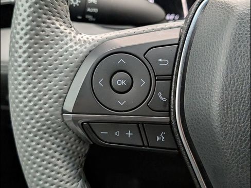 Used 2022 Toyota Avalon Limited image 15