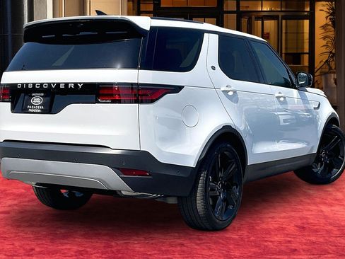 New 2026 Land Rover Discovery S AWD/4WD image 5