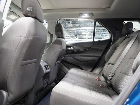 Used 2020 Chevrolet Equinox LT FWD image 15