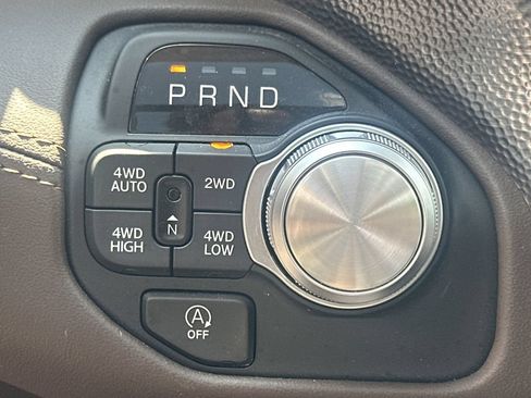 Used 2025 RAM 1500 Limited AWD/4WD image 31