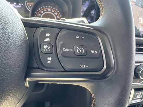 Used 2024 Jeep Wrangler Sport S image 17