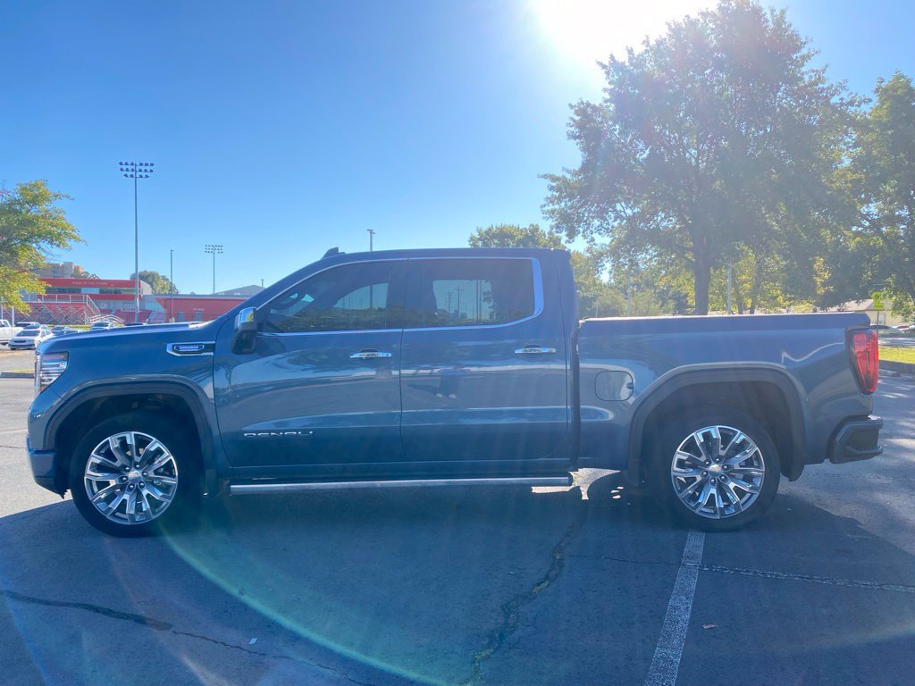 Used 2025 GMC Sierra 1500 Denali w/ Denali Reserve Package AWD/4WD image 4