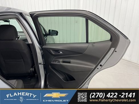 Used 2024 Chevrolet Equinox LT FWD image 12