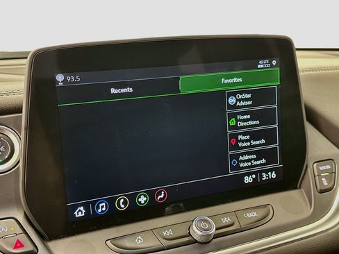Used 2025 Chevrolet Blazer LT AWD/4WD image 22