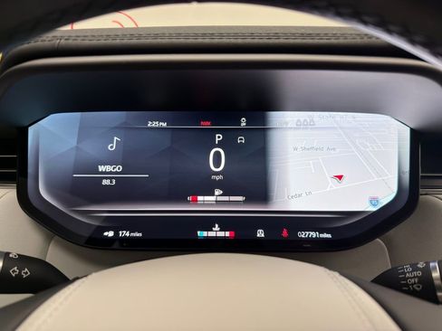 Used 2023 Land Rover Range Rover Sport SE image 15