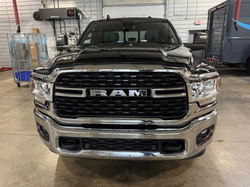 Used 2024 RAM 2500 Big Horn w/ Level 2 Equipment Group AWD/4WD image 38
