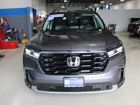 Used 2023 Honda Pilot Elite image 2