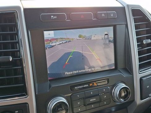 Used 2020 Ford F150 Lariat w/ Equipment Group 502A Luxury AWD/4WD image 19