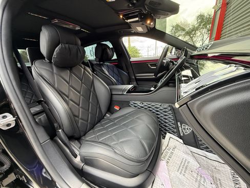 Used 2023 Mercedes-Benz Maybach S 580 4MATIC image 29