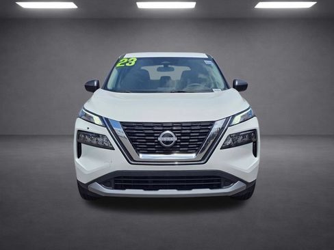 Used 2023 Nissan Rogue S FWD image 2