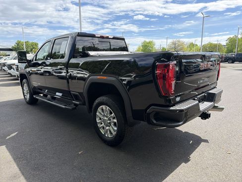 Used 2022 GMC Sierra 2500 Denali w/ Denali Ultimate Package image 10