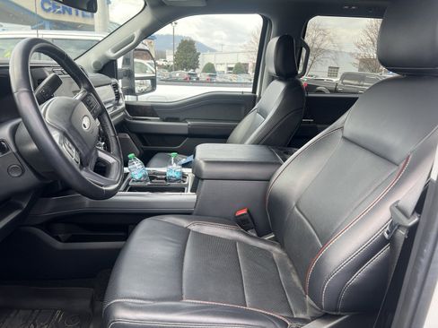 Used 2024 Ford F450 Lariat w/ Camper Package image 3