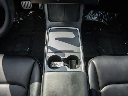 Used 2022 Tesla Model 3 Performance AWD/4WD image 25