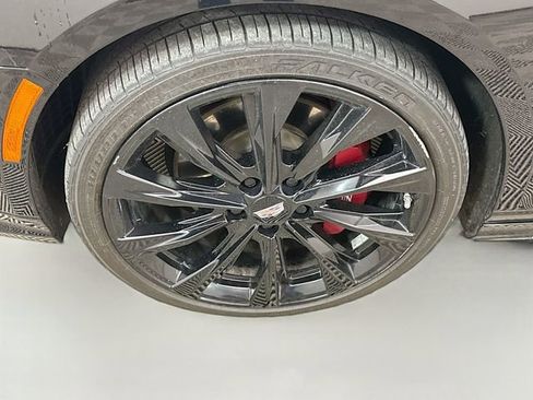 Used 2020 Cadillac CT4 V w/ Technology Package image 35