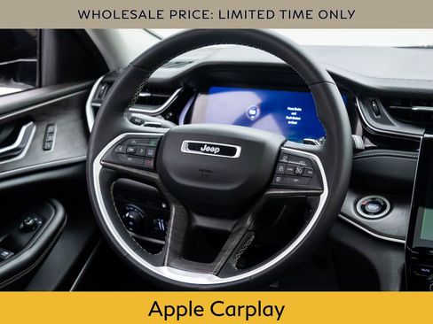 Used 2023 Jeep Grand Cherokee 4WD 4xe image 10