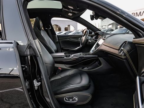 Used 2021 Aston Martin DBX image 35