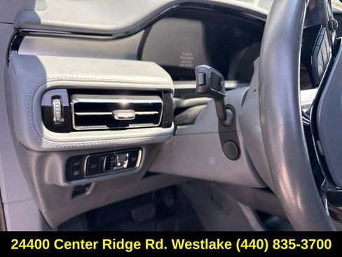 Used 2021 Lincoln Nautilus Reserve AWD/4WD image 15