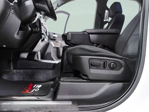 Used 2021 GMC Sierra 1500 Elevation image 25