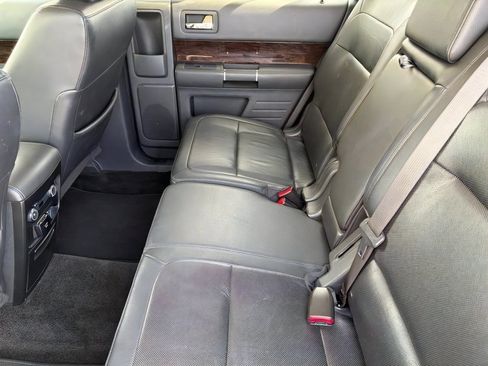 Used 2018 Ford Flex Limited FWD image 12