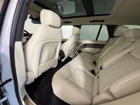 Used 2024 Land Rover Range Rover SE AWD/4WD image 30
