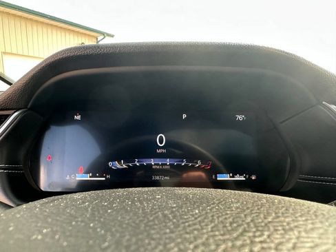 Used 2024 Jeep Grand Cherokee Altitude AWD/4WD image 15