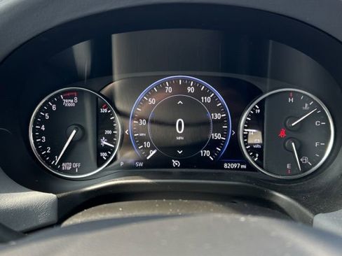 Used 2022 Buick Enclave Premium AWD/4WD image 39