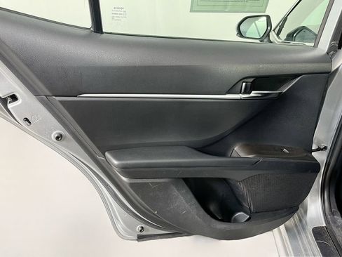 Used 2023 Toyota Camry SE FWD image 29