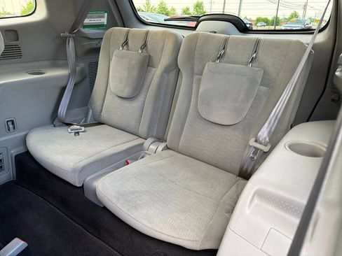 Used 2013 Toyota Highlander Plus AWD/4WD image 25