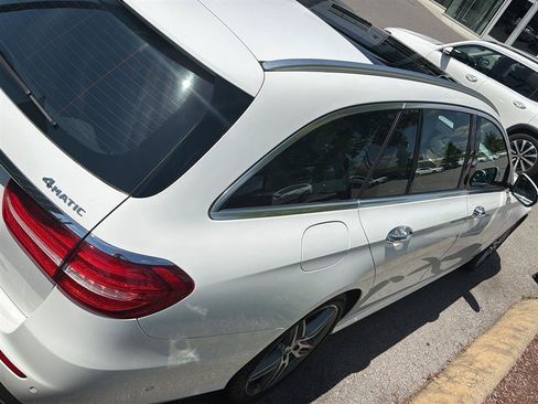 Certified 2017 Mercedes-Benz E 400 4MATIC Wagon image 3