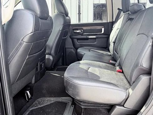 Used 2016 RAM 1500 Laramie w/ Convenience Group AWD/4WD image 8