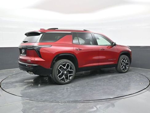 New 2026 Chevrolet Traverse High Country w/ LPO, Floor Liner Package AWD/4WD image 7