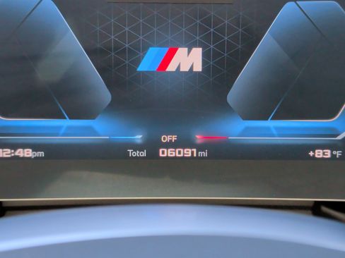 Used 2026 BMW M235i xDrive w/ Technology Package AWD/4WD image 15